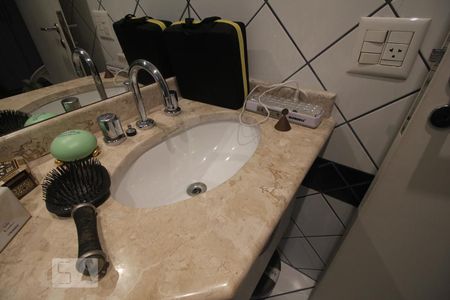 Apartamento à venda com 130m², 3 quartos e 3 vagasPia