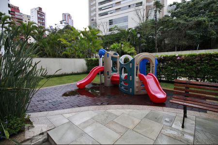 Apartamento à venda com 130m², 3 quartos e 3 vagasÁrea Comum - Playground