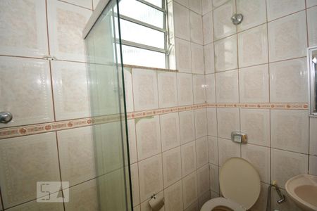 Casa para alugar com 68m², 2 quartos e sem vagaBanheiro Social