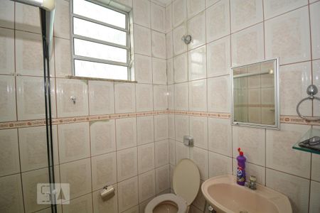 Banheiro Social de casa para alugar com 2 quartos, 68m² em Quintino Bocaiúva, Rio de Janeiro
