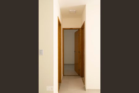 HALL QUARTOS de apartamento para alugar com 2 quartos, 48m² em Vila Isolina Mazzei, São Paulo