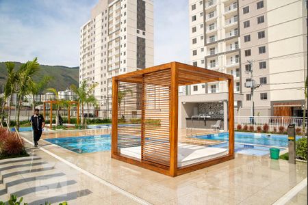 Apartamento para alugar com 47m², 2 quartos e 1 vaga Apartamento para alugar com 47m², 2 quartos e 1 vagaÁrea comum - Piscina