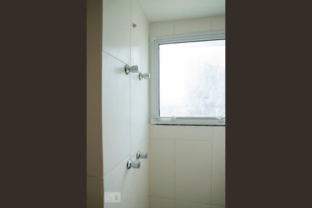 Apartamento para alugar com 47m², 2 quartos e 1 vaga Apartamento para alugar com 47m², 2 quartos e 1 vagaBanheiro