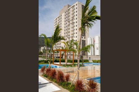 Apartamento para alugar com 47m², 2 quartos e 1 vaga Apartamento para alugar com 47m², 2 quartos e 1 vagaFachada