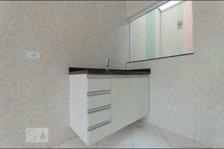 Sala e Cozinha de casa de condomínio para alugar com 2 quartos, 42m² em Vila Granada, São Paulo