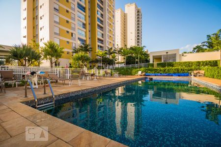 Apartamento à venda com 110m², 3 quartos e 2 vagas Apartamento à venda com 110m², 3 quartos e 2 vagasÁrea comum - Piscina