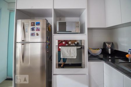 Apartamento à venda com 110m², 3 quartos e 2 vagas Apartamento à venda com 110m², 3 quartos e 2 vagasCozinha