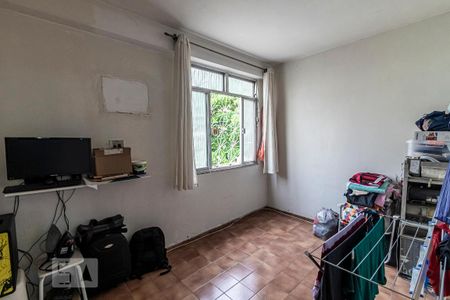 Quarto 1 de apartamento para alugar com 2 quartos, 49m² em Irajá, Rio de Janeiro