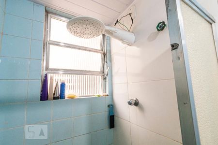 Detalhe do Banheiro de apartamento para alugar com 2 quartos, 49m² em Irajá, Rio de Janeiro