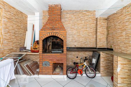 Casa à venda com 80m², 2 quartos e 1 vagaÁrea de Serviço e Churrasqueira