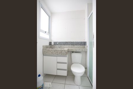 Apartamento à venda com 45m², 2 quartos e 1 vaga Apartamento à venda com 45m², 2 quartos e 1 vagaBanheiro