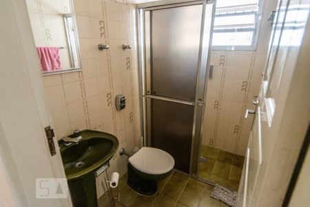 Casa à venda com 96m², 3 quartos e 1 vagaBanheiro