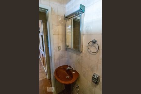 Casa à venda com 96m², 3 quartos e 1 vagaBanheiro de Serviço