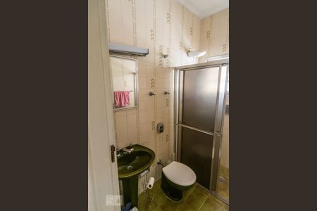 Casa à venda com 96m², 3 quartos e 1 vagaBanheiro