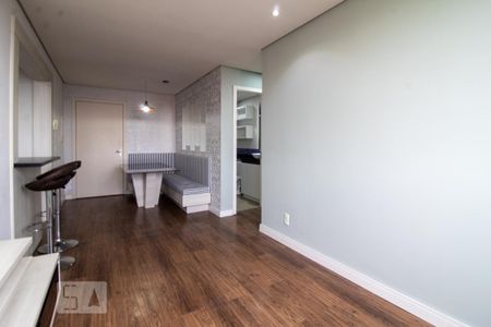 Sala de apartamento para alugar com 2 quartos, 65m² em São João, Porto Alegre