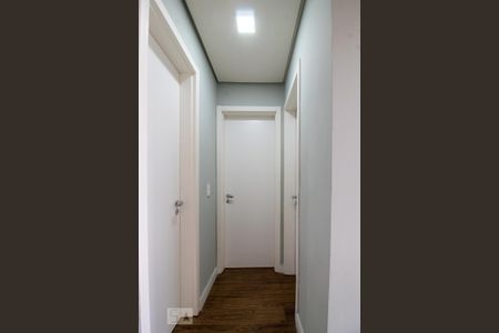 Corredor de apartamento para alugar com 2 quartos, 65m² em São João, Porto Alegre