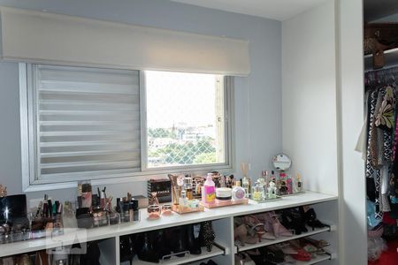 Apartamento à venda com 180m², 4 quartos e 2 vagas Apartamento à venda com 180m², 4 quartos e 2 vagasQuarto