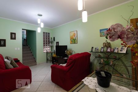 Sala de casa à venda com 5 quartos, 400m² em Vila Vitório Mazzei, São Paulo