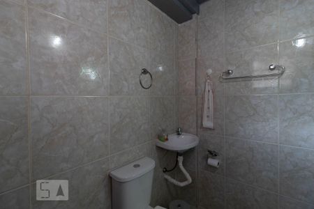 Casa à venda com 400m², 5 quartos e 3 vagas Casa à venda com 400m², 5 quartos e 3 vagasSalão - Banheiro 4