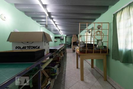 Casa à venda com 400m², 5 quartos e 3 vagas Casa à venda com 400m², 5 quartos e 3 vagasSalão