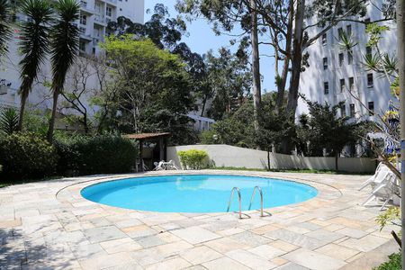Apartamento à venda com 112m², 3 quartos e 2 vagasÁrea comum - Piscina