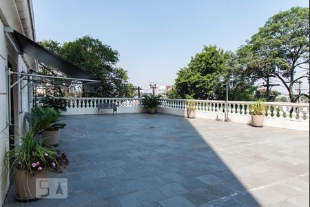 Apartamento à venda com 72m², 2 quartos e 1 vagaÁrea comum