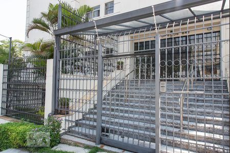 Apartamento à venda com 72m², 2 quartos e 1 vagaFachada