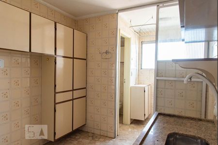 Apartamento à venda com 72m², 2 quartos e 1 vagaCozinha