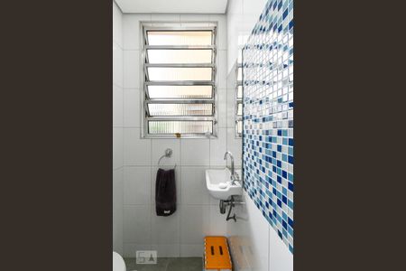 Apartamento à venda com 121m², 3 quartos e sem vagaBanheiro de Serviço