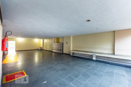 Apartamento à venda com 47m², 2 quartos e sem vagaÁrea comum - Salão de festas