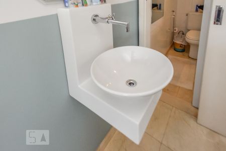 Apartamento à venda com 98m², 1 quarto e 1 vaga Apartamento à venda com 98m², 1 quarto e 1 vagaBanheiro do Quarto 2
