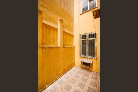 Apartamento para alugar com 79m², 2 quartos e sem vaga Apartamento para alugar com 79m², 2 quartos e sem vagaÁrea de Serviço
