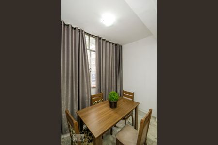 Apartamento para alugar com 79m², 2 quartos e sem vaga Apartamento para alugar com 79m², 2 quartos e sem vagaSala
