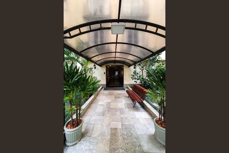 Apartamento à venda com 57m², 1 quarto e sem vagaEntrada do bloco