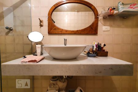 Apartamento à venda com 57m², 1 quarto e sem vagaBanheiro 