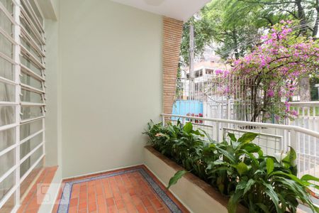 Varanda de casa para alugar com 2 quartos, 140m² em Pinheiros, São Paulo
