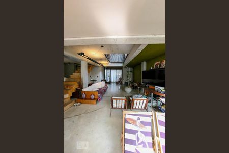 Sala de casa à venda com 3 quartos, 360m² em Grajaú, Belo Horizonte