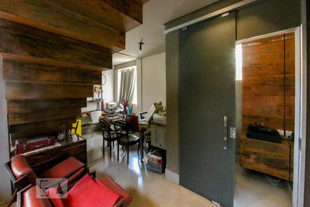 Sala de casa à venda com 3 quartos, 360m² em Grajaú, Belo Horizonte