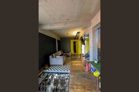 Casa à venda com 360m², 3 quartos e 2 vagas Casa à venda com 360m², 3 quartos e 2 vagasSala 2