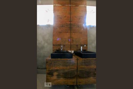 Lavabo de casa à venda com 3 quartos, 360m² em Grajaú, Belo Horizonte