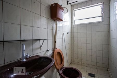 Apartamento para alugar com 53m², 1 quarto e sem vagaBanheiro 