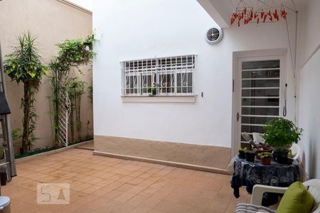 Casa para alugar com 143m², 3 quartos e 1 vagaQuintal