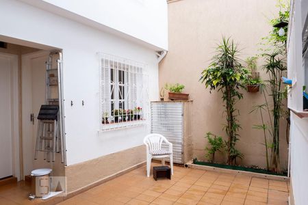 Casa para alugar com 143m², 3 quartos e 1 vagaQuintal