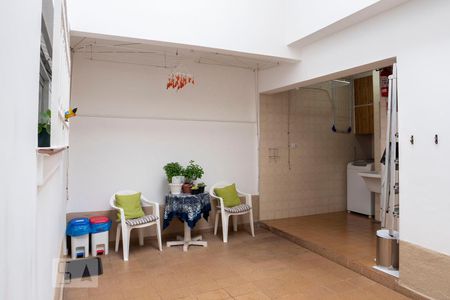 Casa para alugar com 143m², 3 quartos e 1 vagaQuintal