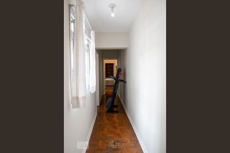 Corredor de casa para alugar com 3 quartos, 143m² em Vila Mariana, São Paulo