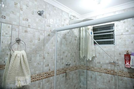 Banheiro da Suíte 1 de casa à venda com 4 quartos, 200m² em Jardim Regina, São Paulo