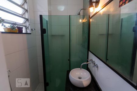 Banheiro de apartamento para alugar com 1 quarto, 35m² em Tijuca, Rio de Janeiro