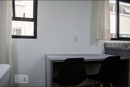 Studio de kitnet/studio para alugar com 1 quarto, 25m² em Novo Mundo, Curitiba