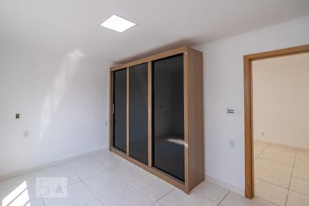 Quarto de casa para alugar com 1 quarto, 50m² em São Geraldo, Belo Horizonte