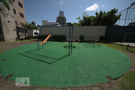 Apartamento à venda com 172m², 3 quartos e 3 vagasÁrea Comum - Playground
